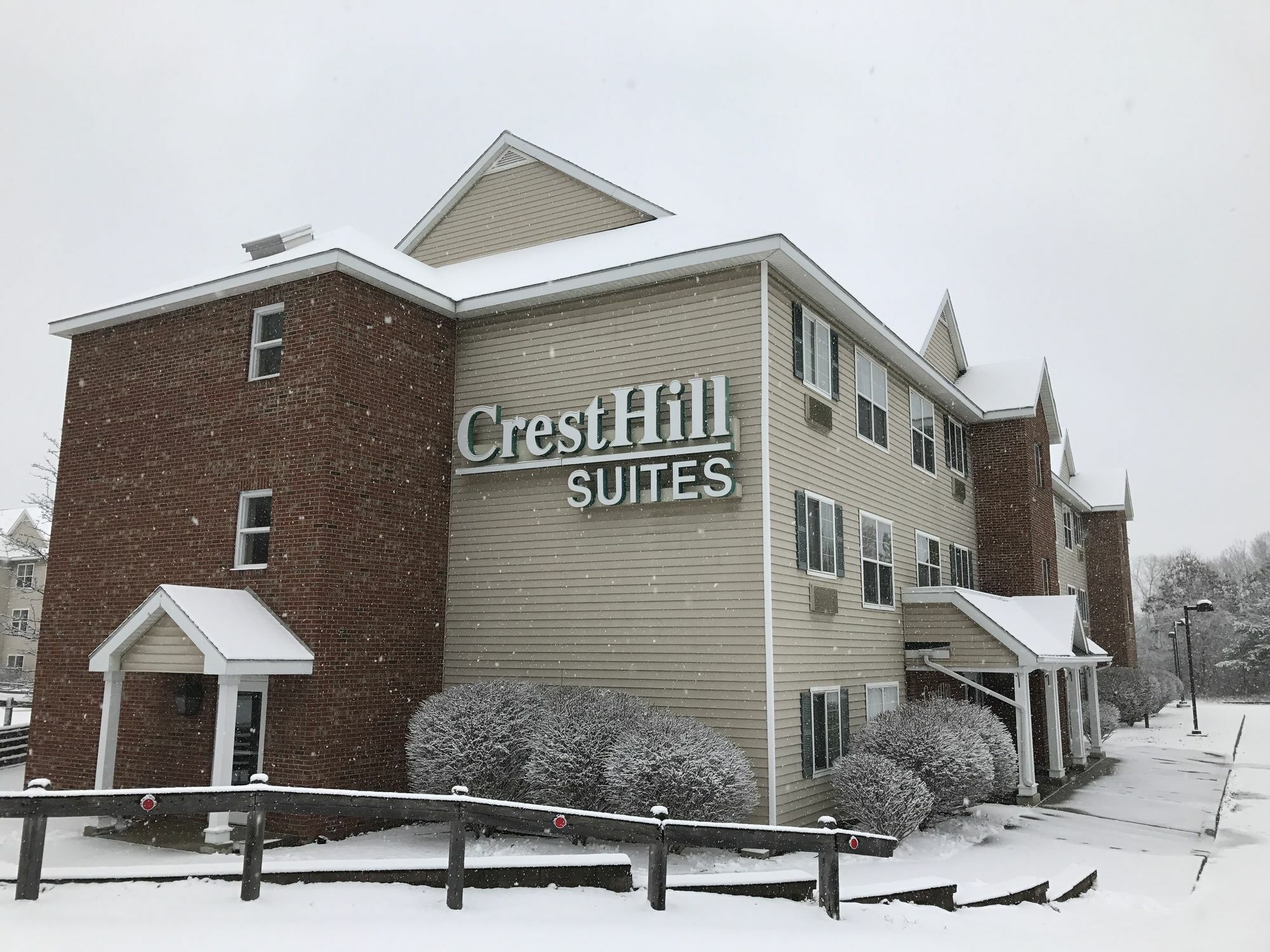 Cresthill Suites Suny University Albany Exterior foto